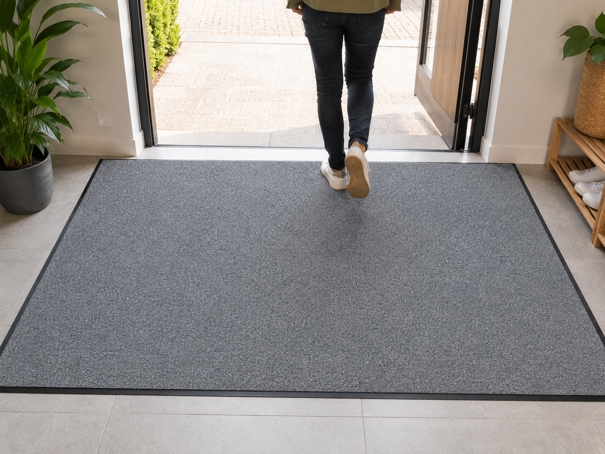 Smudsmåtte 120 × 180 cm – Skridsikker Entrémåtte – mørkegrå