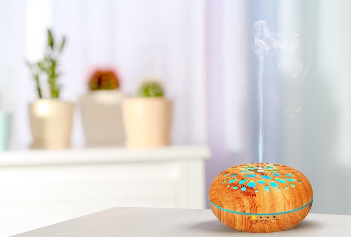 Grundig Aroma Diffuser I Trædesign - (Med Lys Og Timer Funktion)